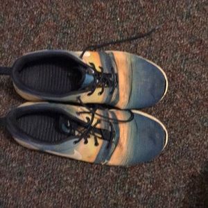 sunset type roshes 5/10 condition, please buy!!